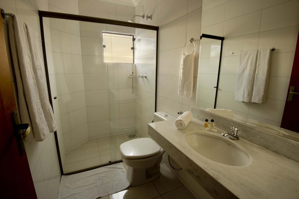 Grand Enio Hotel E Cantina Варжинья Номер фото