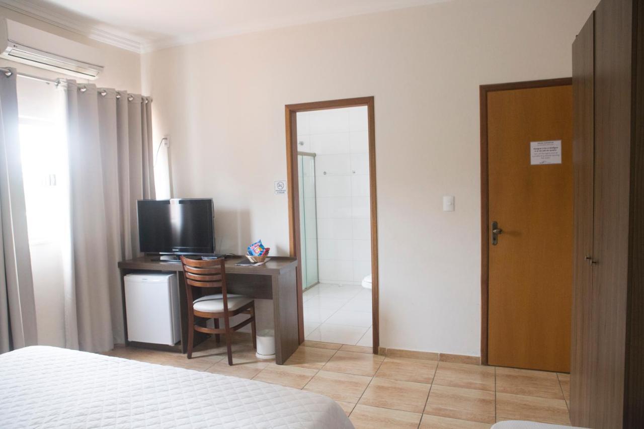 Grand Enio Hotel E Cantina Варжинья Экстерьер фото