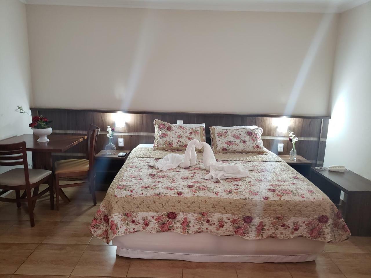 Grand Enio Hotel E Cantina Варжинья Экстерьер фото