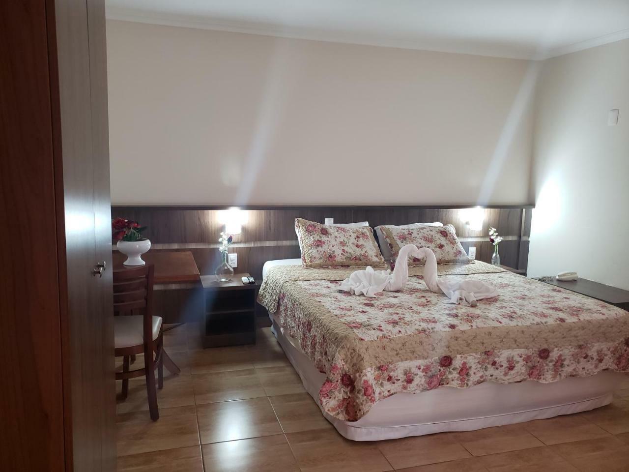 Grand Enio Hotel E Cantina Варжинья Экстерьер фото